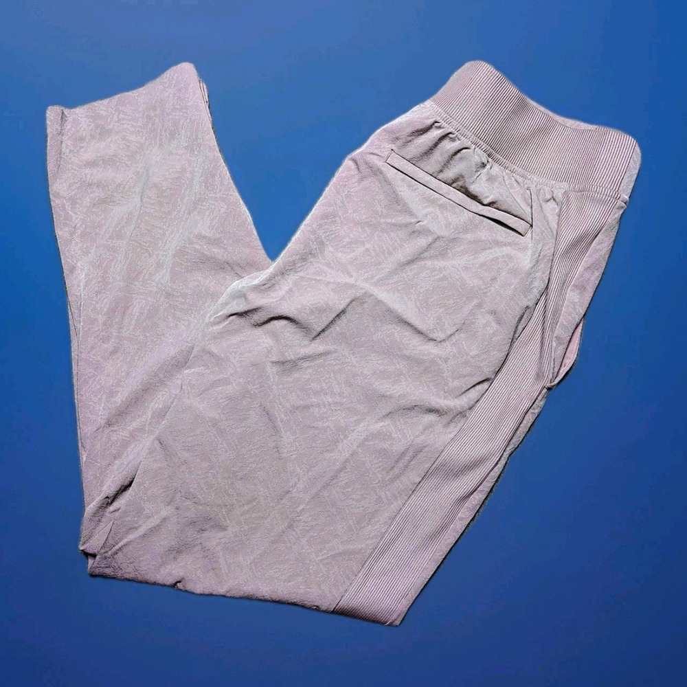 Athleta Women's 6 Brooklyn Textured Ankle Pant Grain Camo Mocha Latte Blush Pink